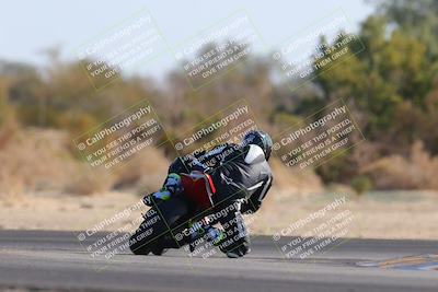 media/Dec-18-2022-SoCal Trackdays (Sun) [[8099a50955]]/Turn 7 Backside (1125am)/